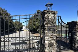 129 Mayhaw Drive photo 4