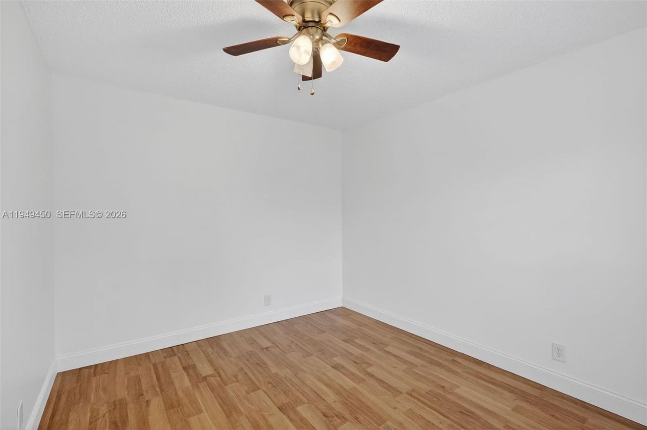 3516 Gardens East Dr, Unit A, Palm Beach Gardens, FL 33410 Photo