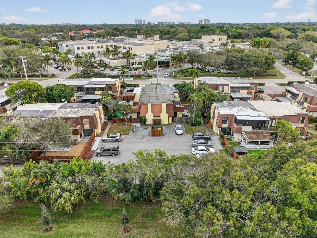 3516 Gardens East Dr, Unit A, Palm Beach Gardens, FL 33410 Photo