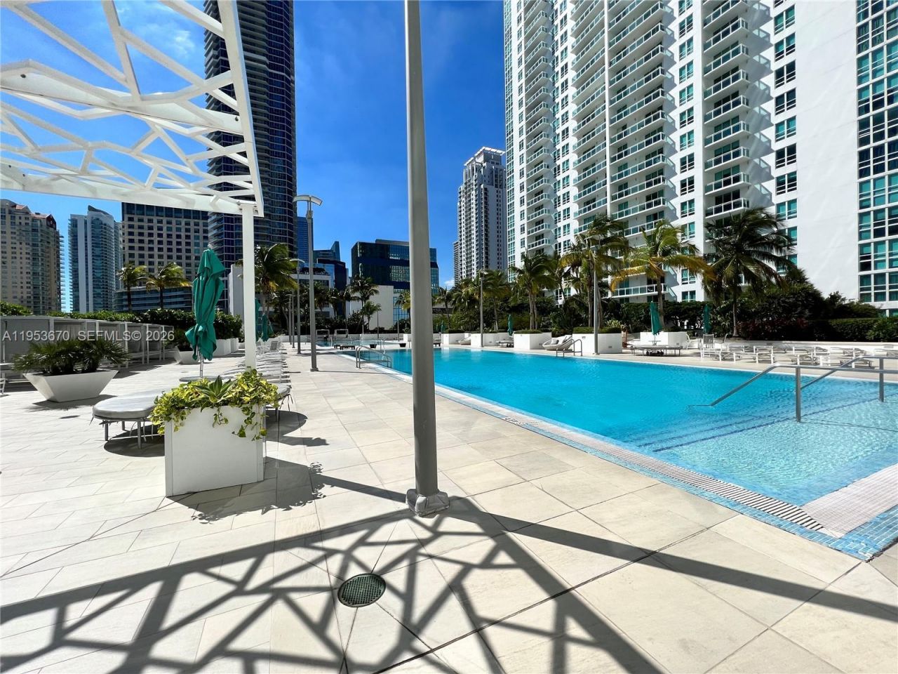 951 Brickell Ave, Unit 3304, Miami, FL 33131 Photo