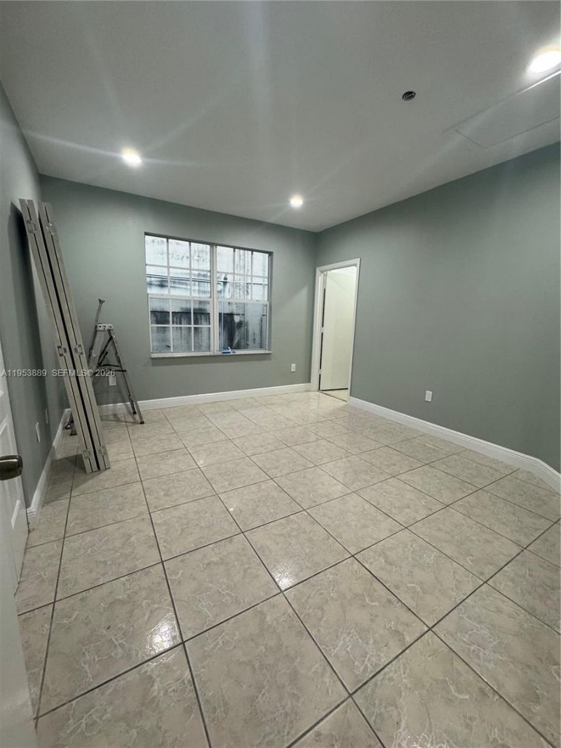 601 NW 97th St, Unit 601, Miami, FL 33150 Photo