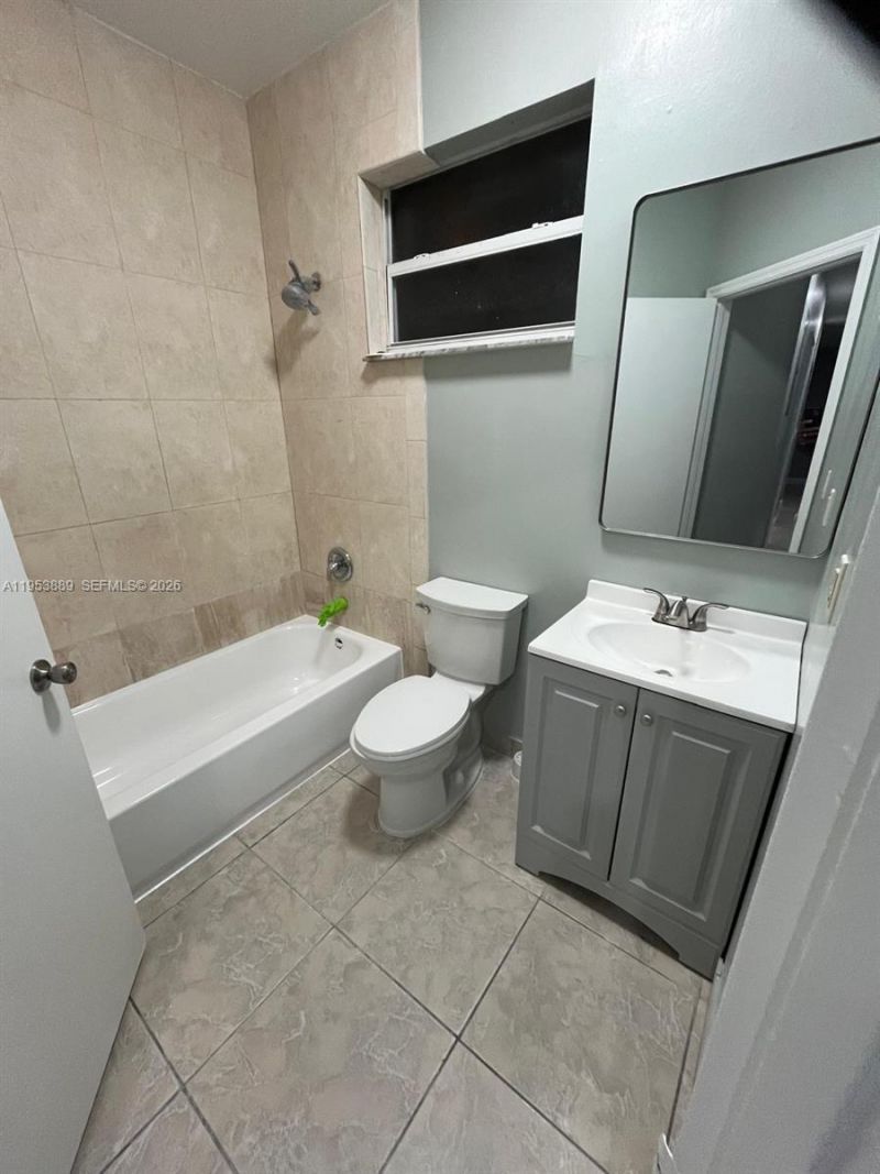 601 NW 97th St , Unit 601, Miami, FL 33150 Photo