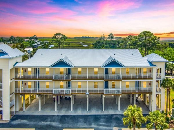 54 SE 910th Ave, Unit 107, Suwannee, FL 32692