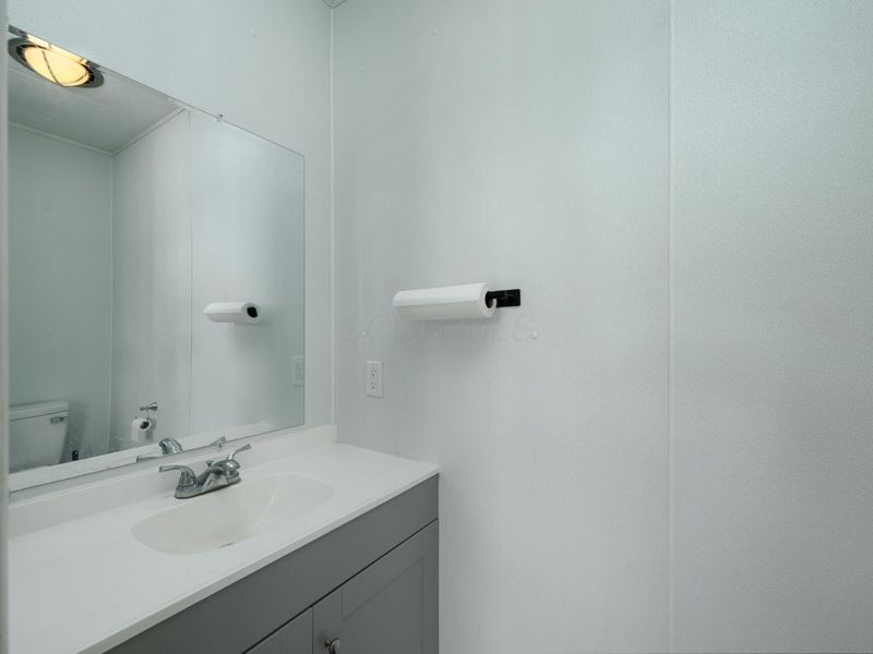 280 W Main Street, Pomeroy, OH 45769 Photo 6