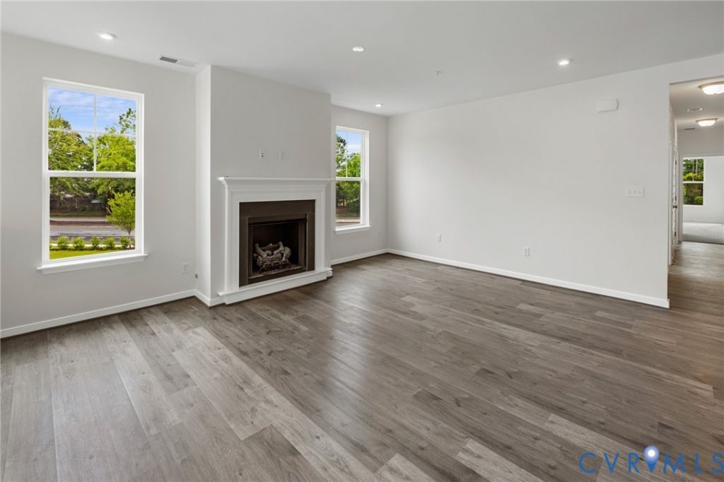 5313 Twisting Vine Lane Glen Allen, VA 23059