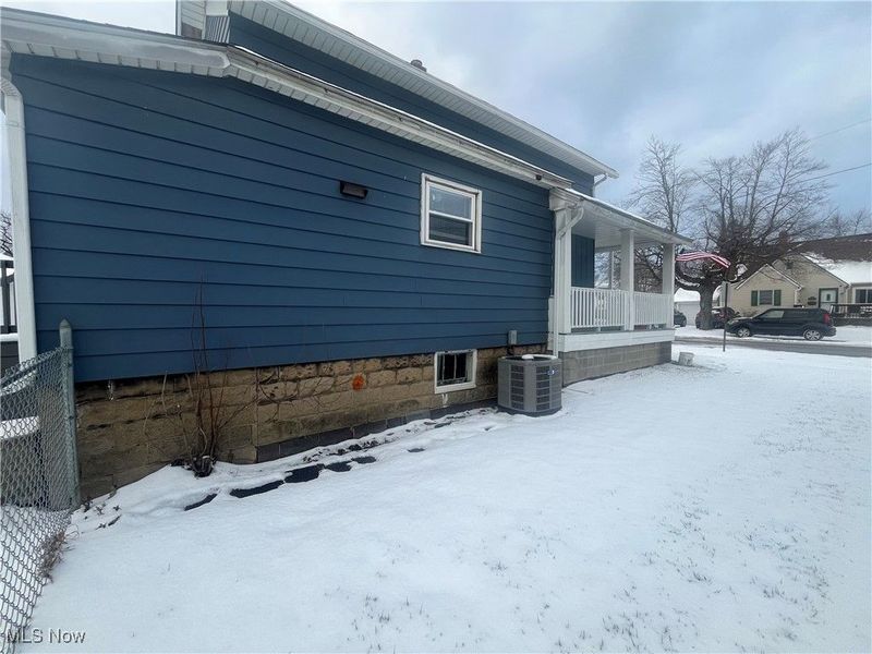 665 Crown Avenue, Ravenna, OH 44266 Photo 3