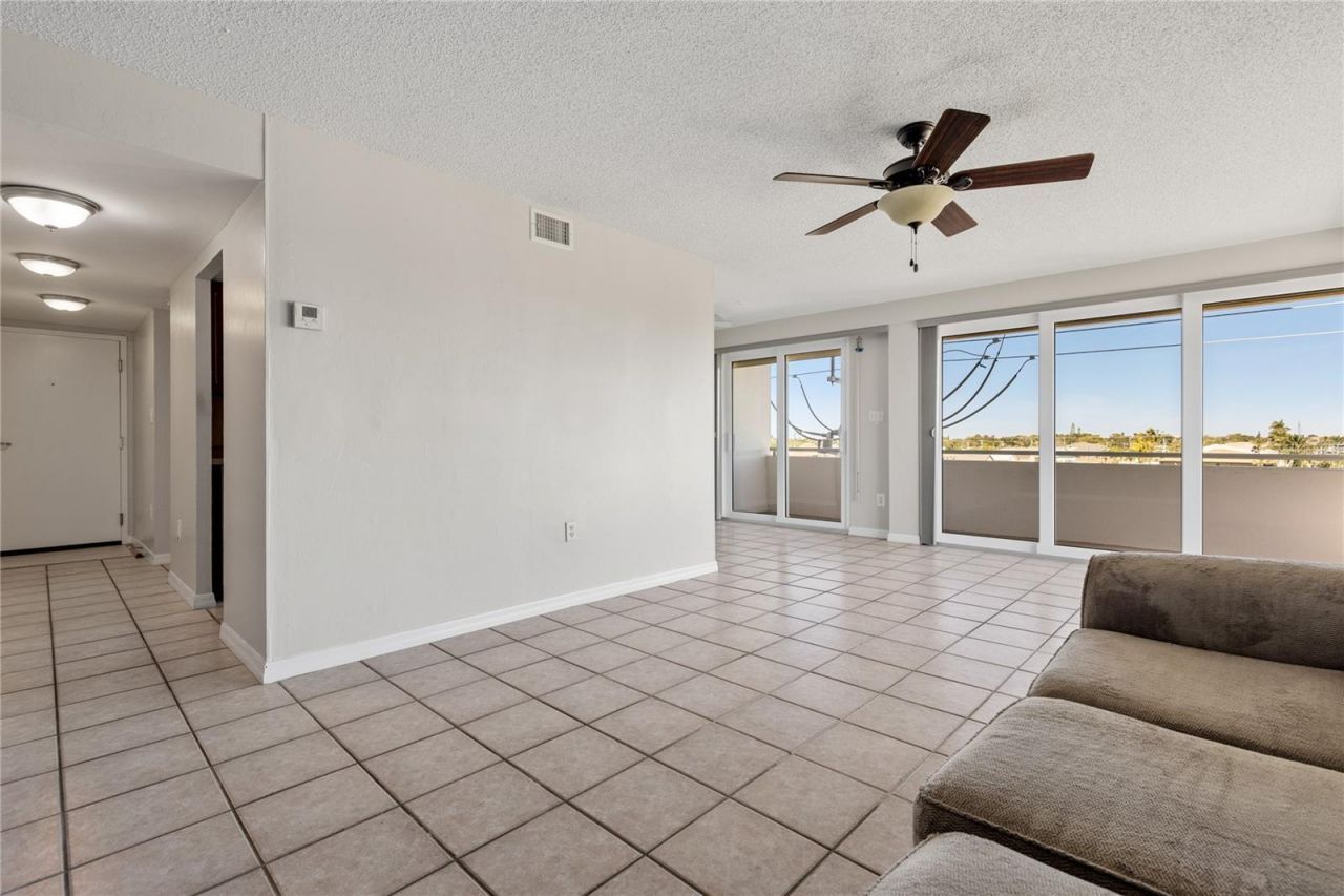 4803 Sunset Court, Unit 304, Cape Coral, FL 33904 Photo