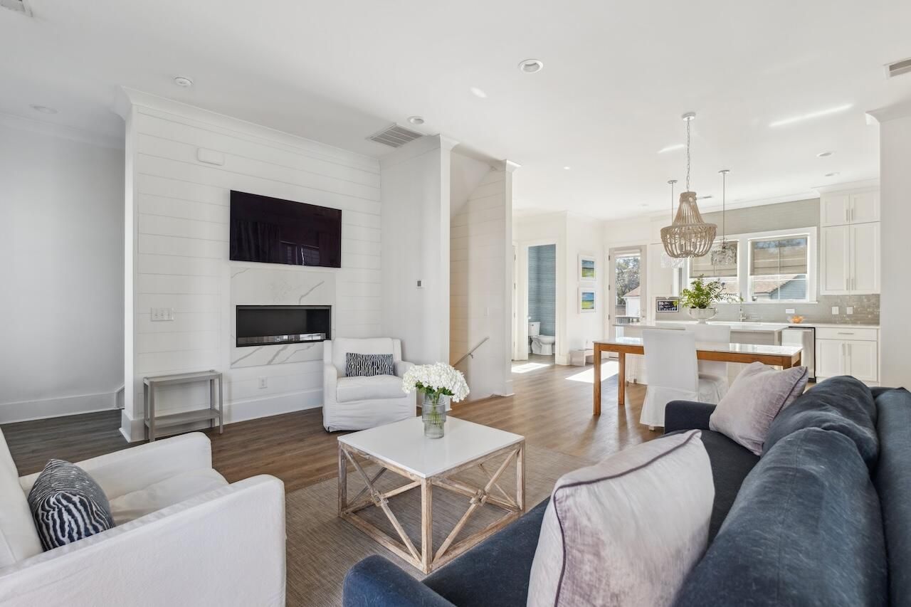 1213 Gatch Court Photo 5