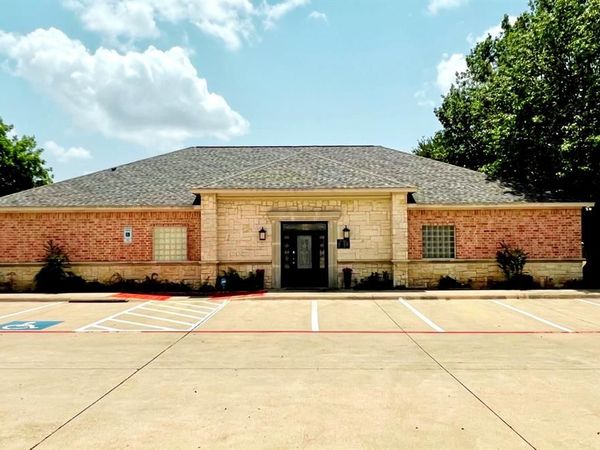 2905 Medlin Drive , Arlington, TX 76015