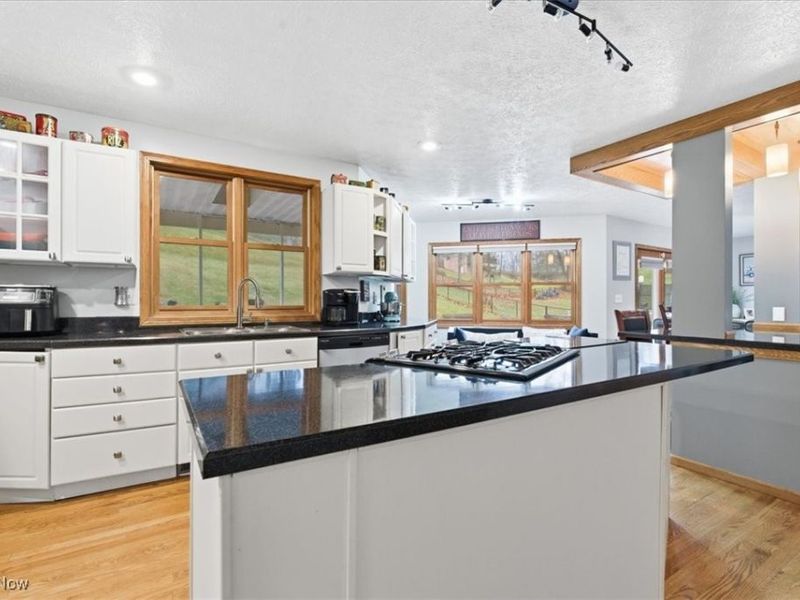 1621 Lakewood Circle, Washington, WV 26181 Photo 15