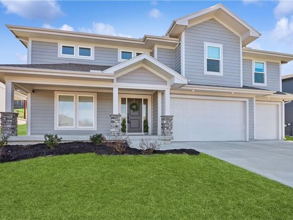 13325 W 49th Terrace, Shawnee, KS 66216