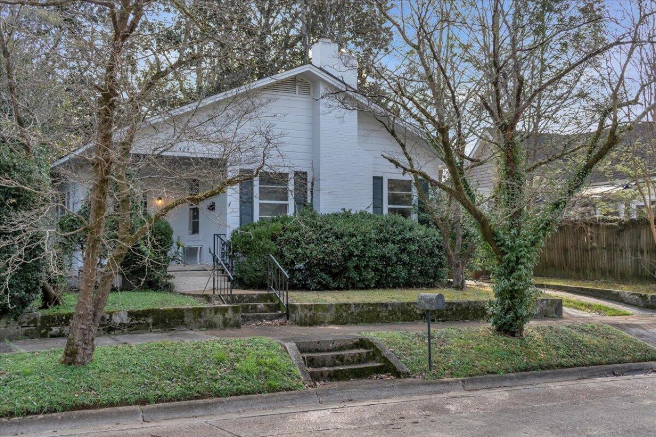 505 Magnolia Avenue, South Pittsburg, TN 37380 Main Photo