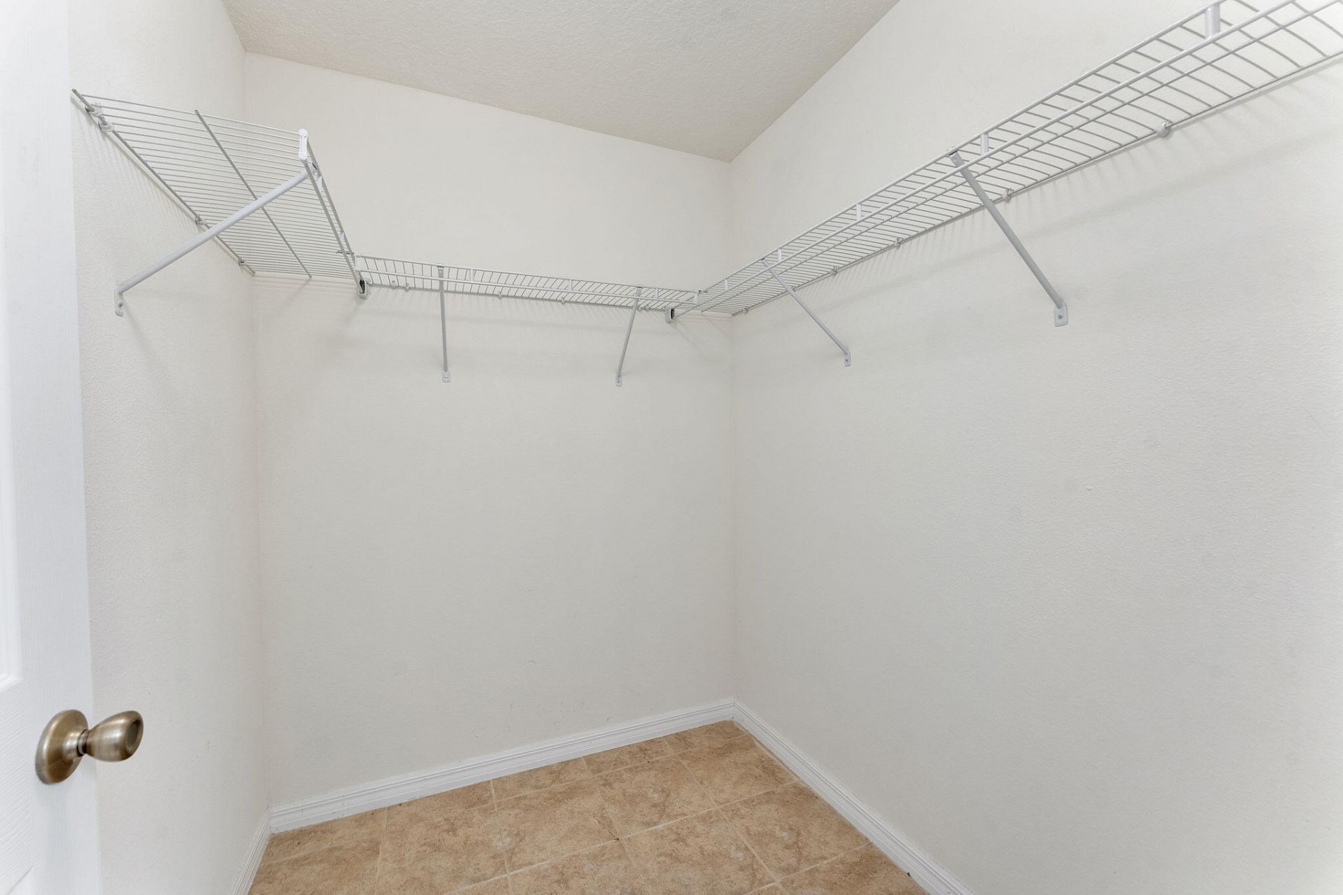 5330 NW Pine Trail Circle, Port Saint Lucie, FL 34983 Photo