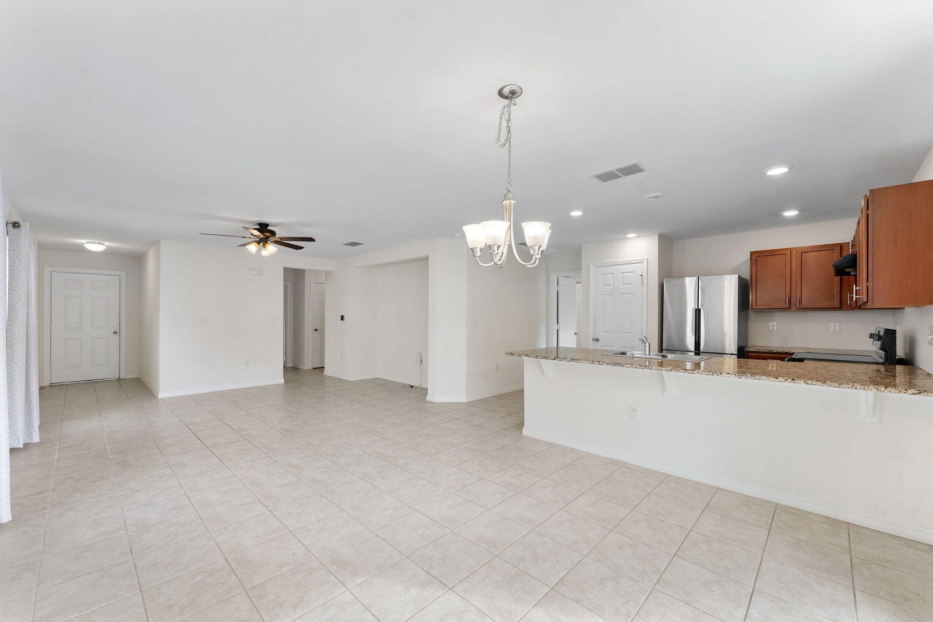 5330 NW Pine Trail Circle, Port Saint Lucie, FL 34983 Photo