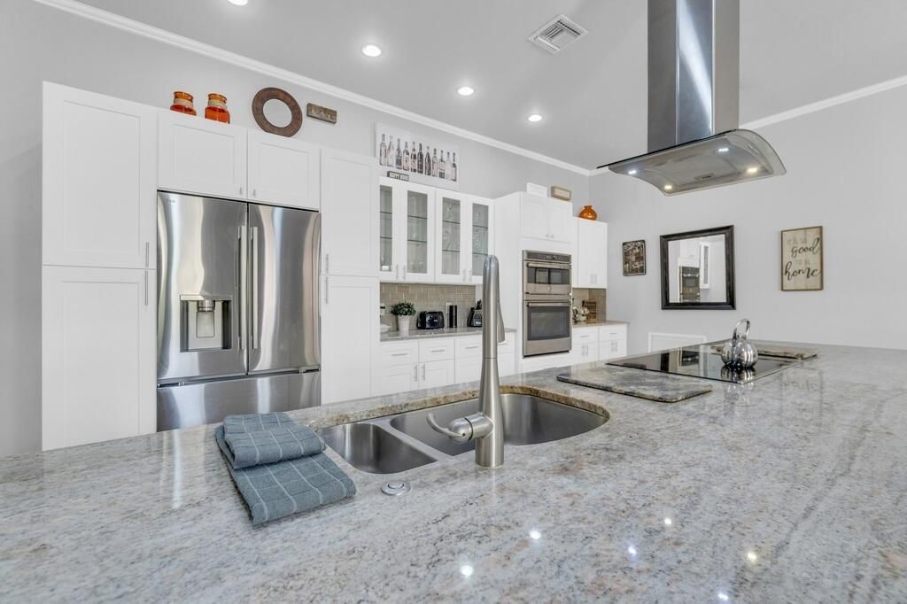 215 Citrus Trail, Boynton Beach, FL 33436 Photo