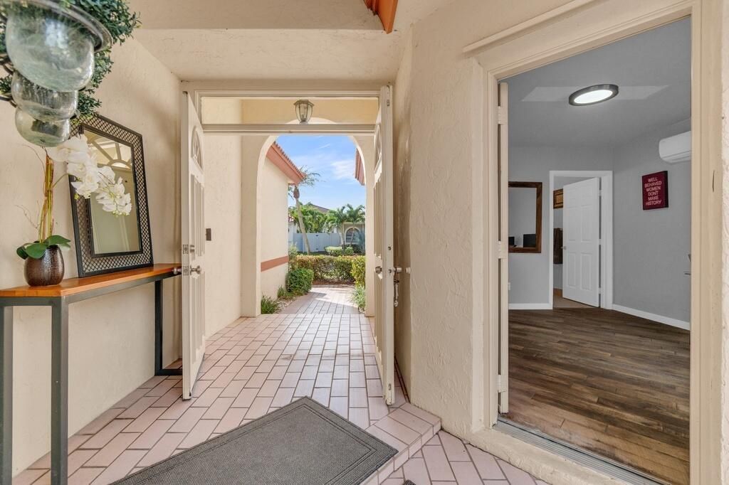 215 Citrus Trail, Boynton Beach, FL 33436 Photo