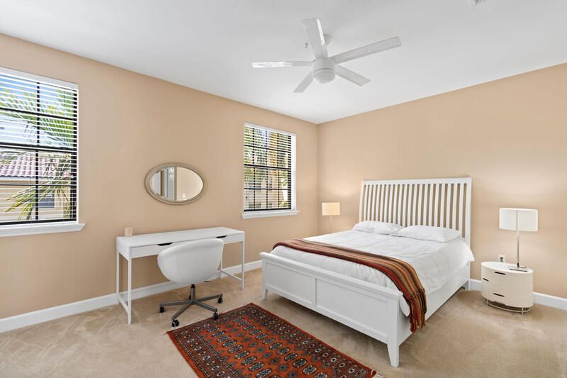 656 Fern Street, West Palm Beach, FL 33401 Photo