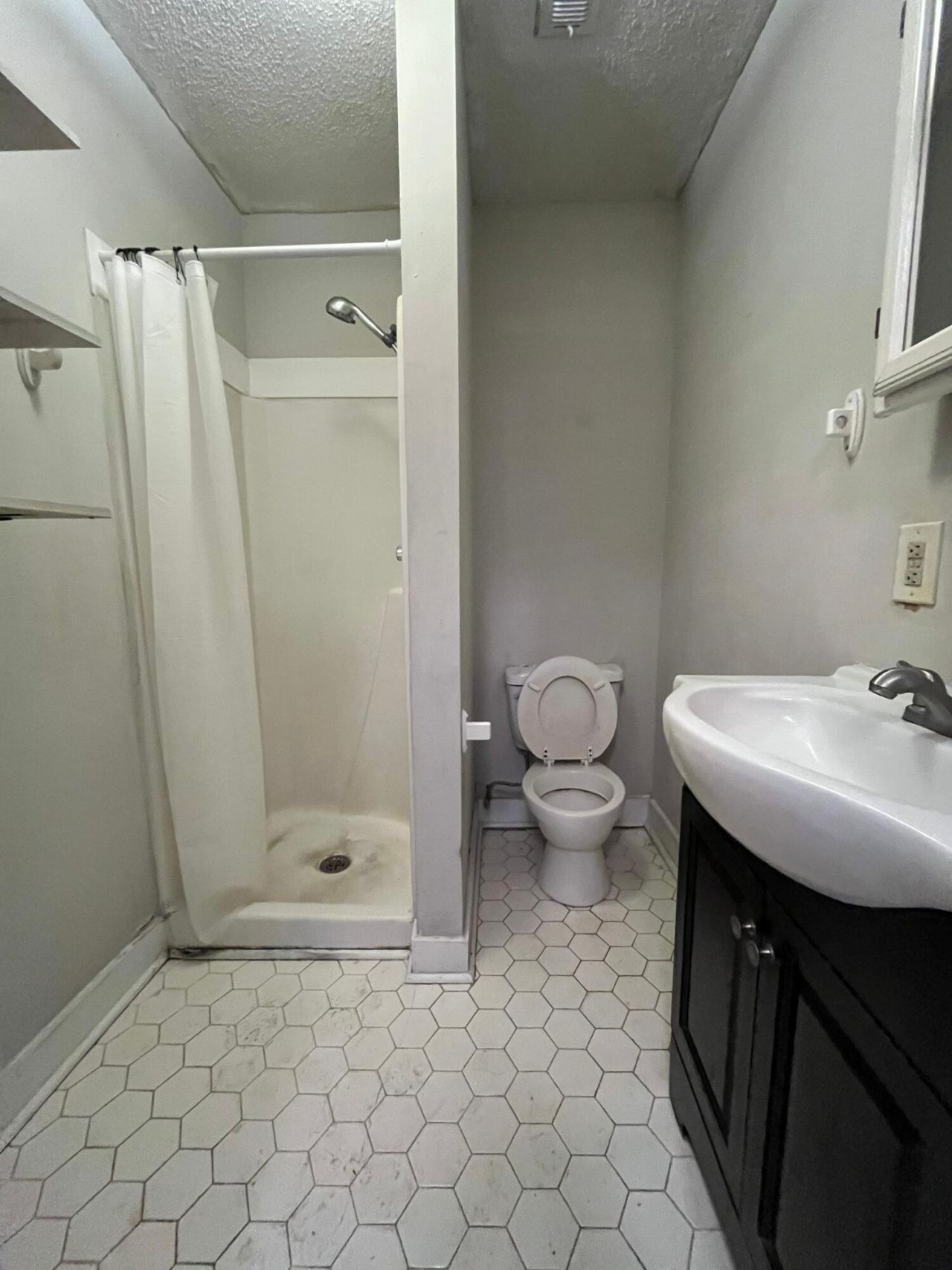 160 Coming Street Photo 13