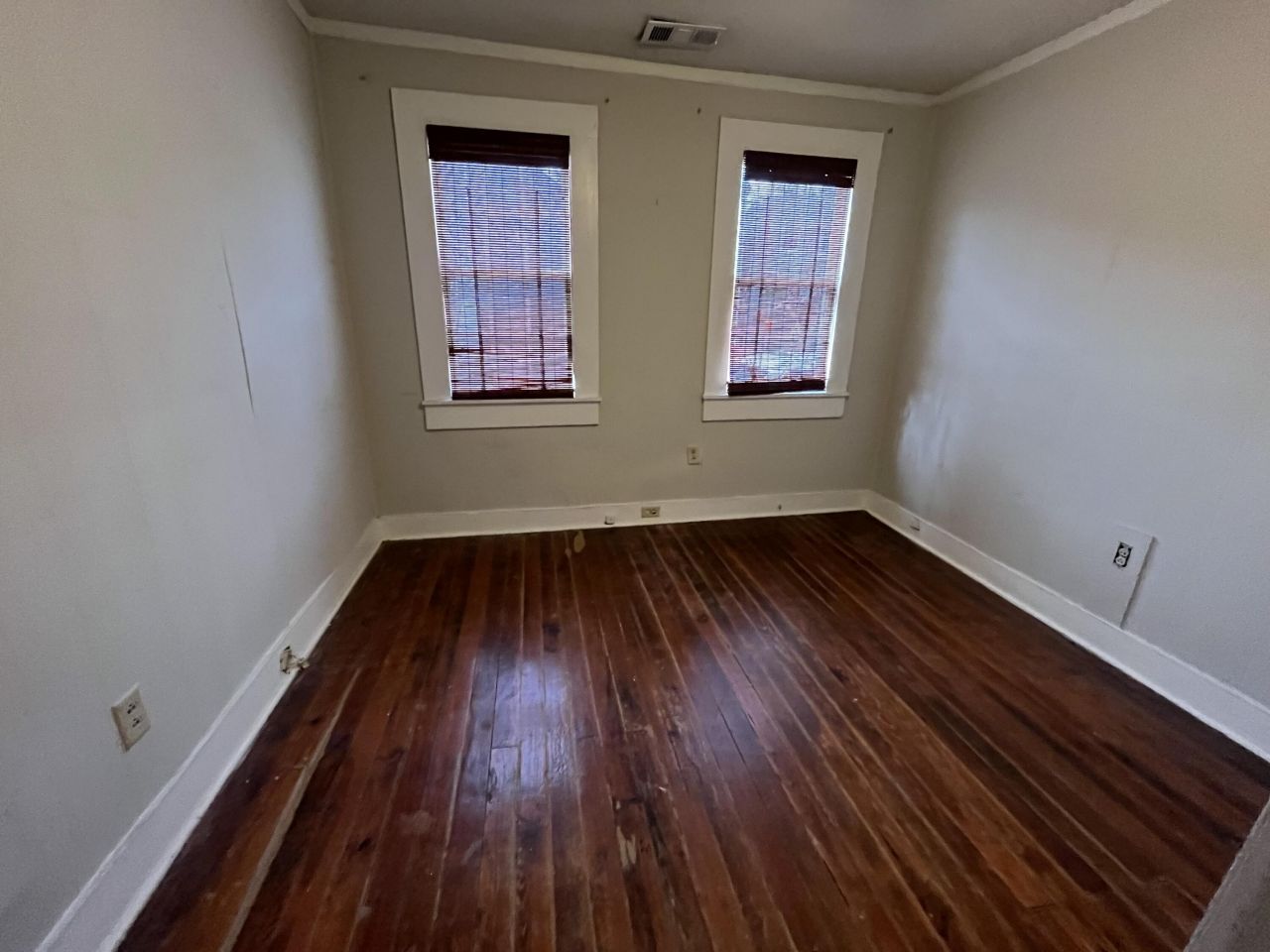 160 Coming Street Photo 15