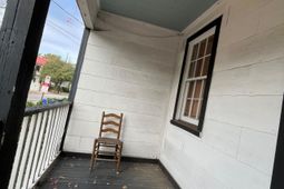 160 Coming Street photo 4