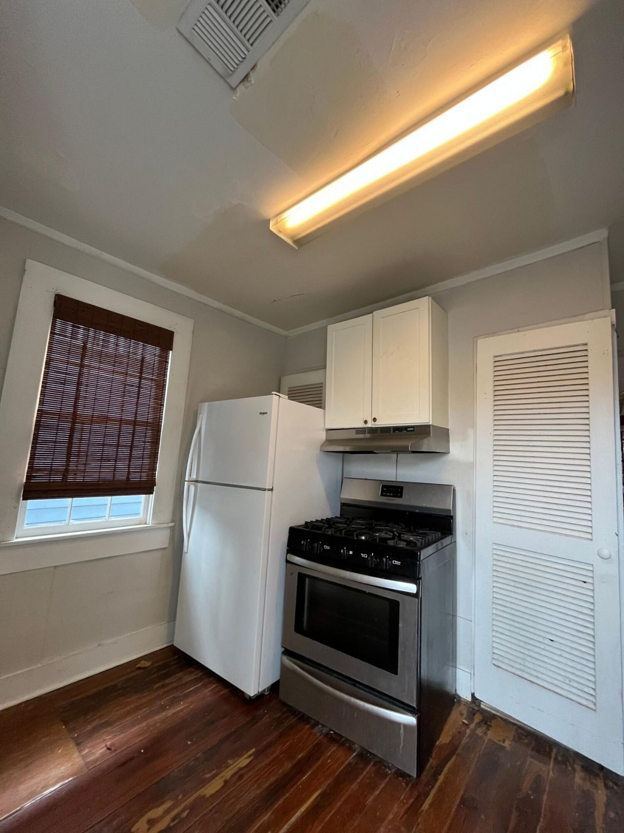 160 Coming Street Photo 9