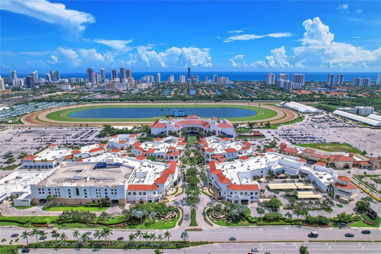 121 NW 2nd Ave, Unit 4, Hallandale Beach, FL 33009 Photo