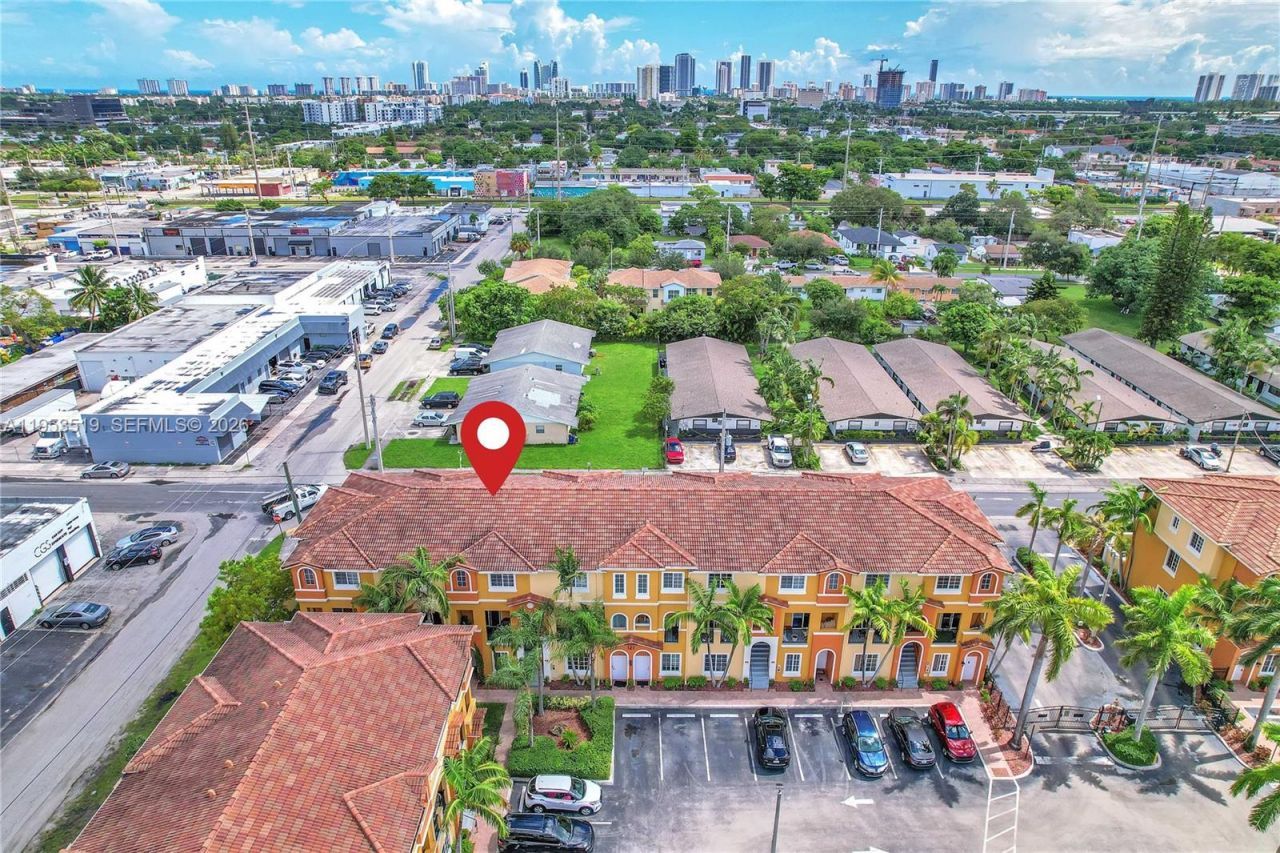 121 NW 2nd Ave, Unit 4, Hallandale Beach, FL 33009 Photo