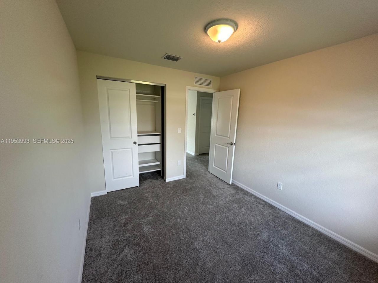 3235 N Watercress Dr, Lauderdale Lakes, FL 33311 Photo