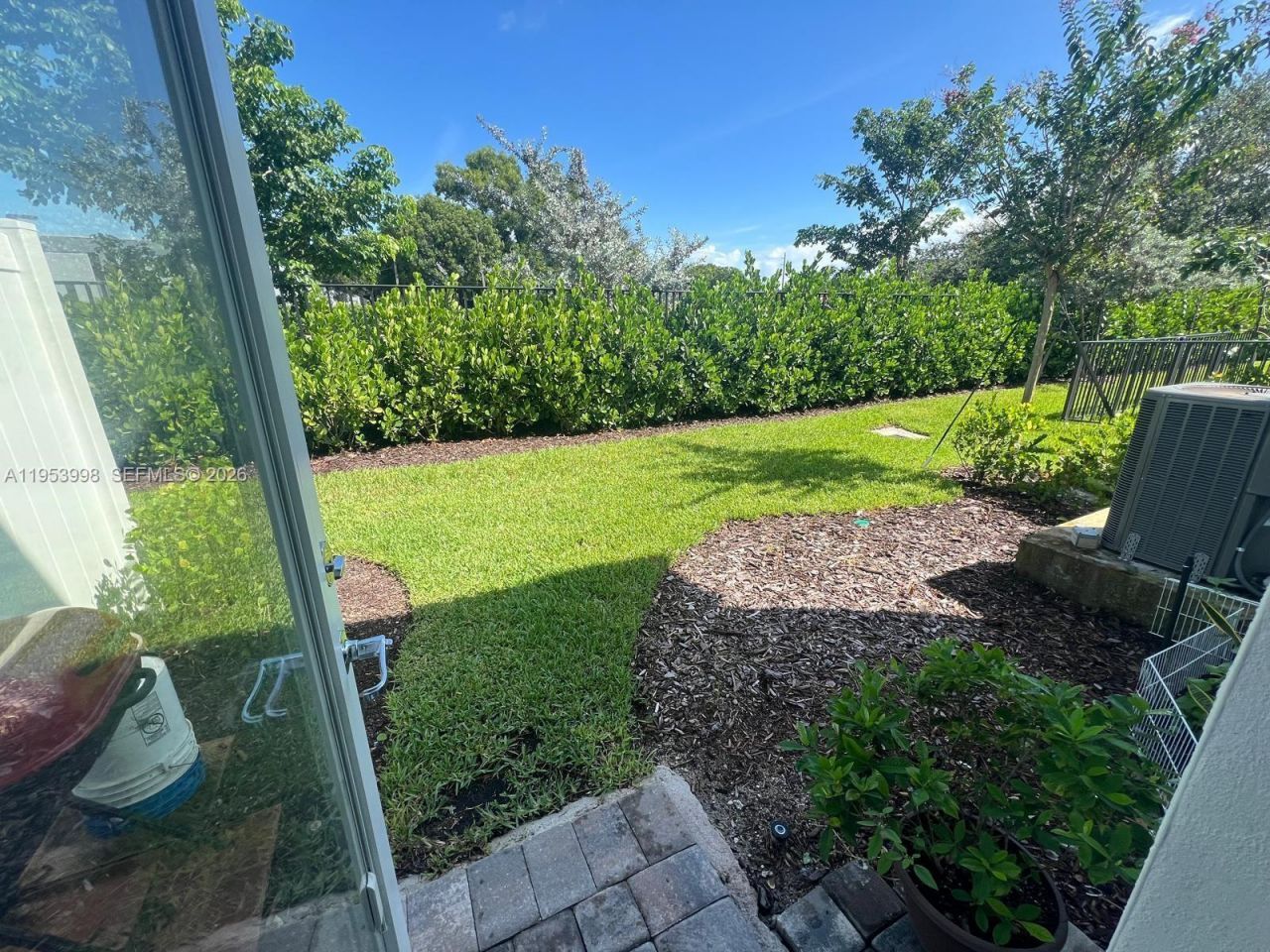 3235 N Watercress Dr, Lauderdale Lakes, FL 33311 Photo