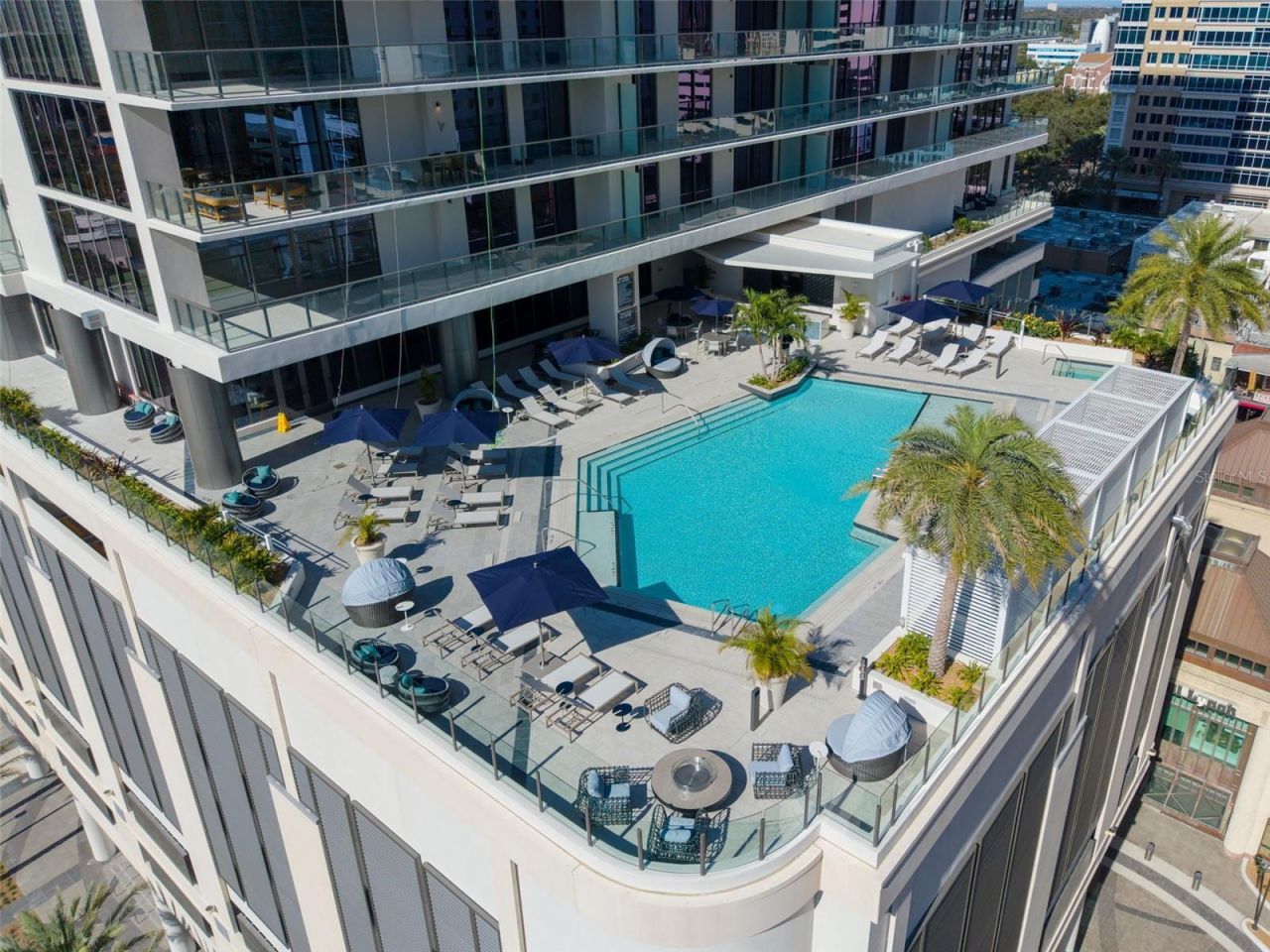 275 1st Avenue S, Unit 2807, Saint Petersburg, FL 33701 Photo