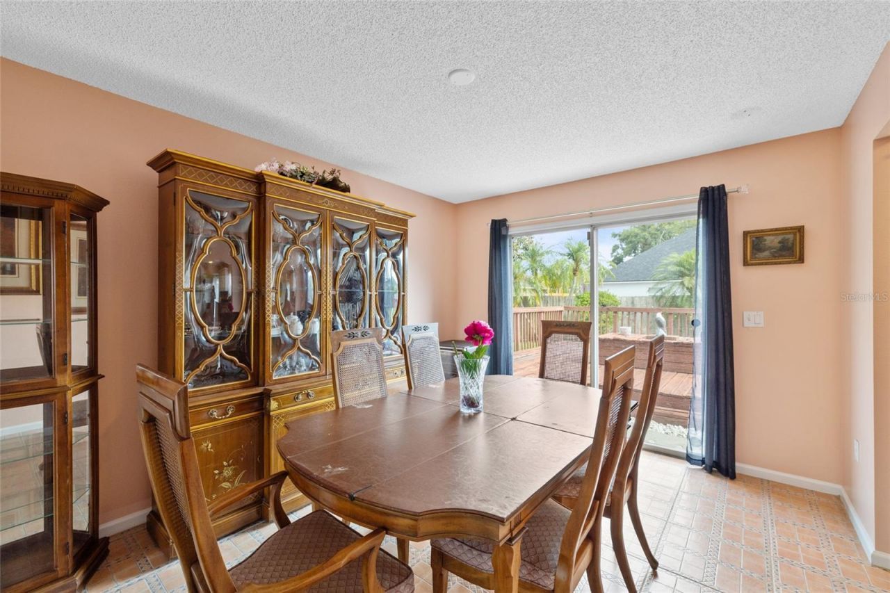 3910 77th Place E, Sarasota, FL 34243 Photo