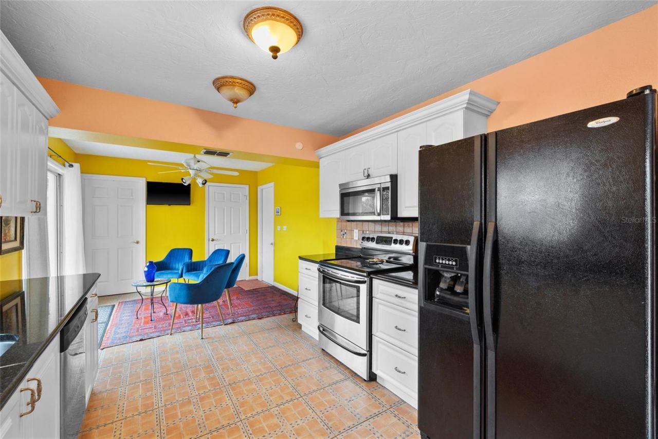 3910 77th Place E, Sarasota, FL 34243 Photo