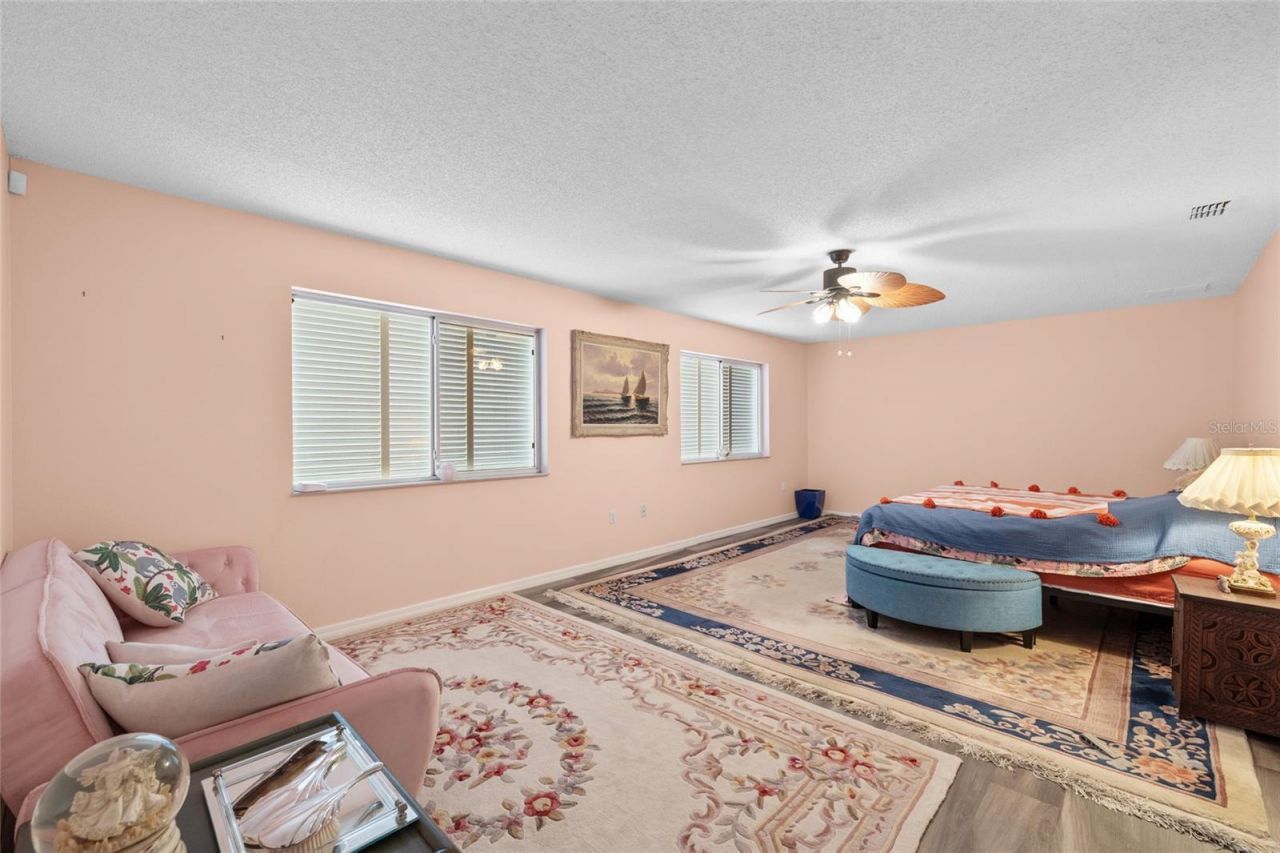 3910 77th Place E, Sarasota, FL 34243 Photo