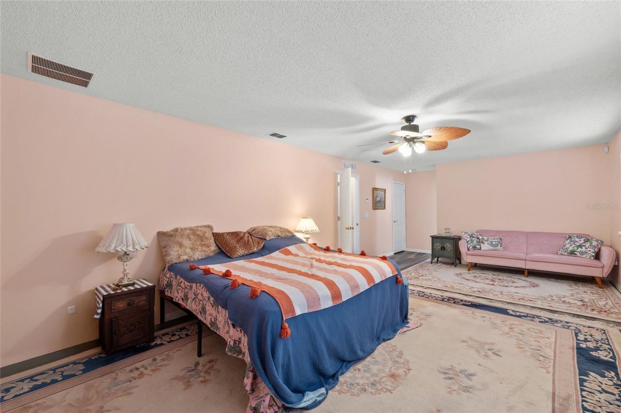 3910 77th Place E, Sarasota, FL 34243 Photo
