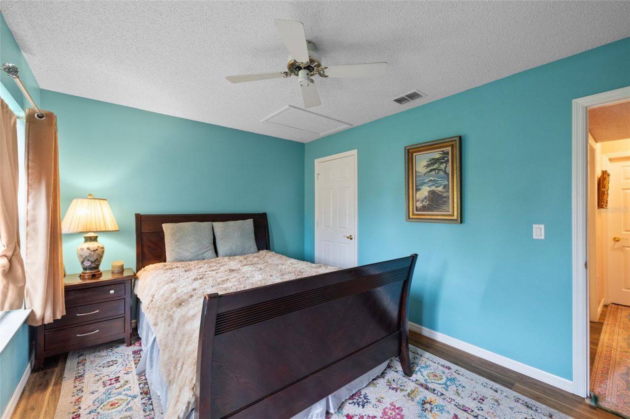 3910 77th Place E, Sarasota, FL 34243 Photo