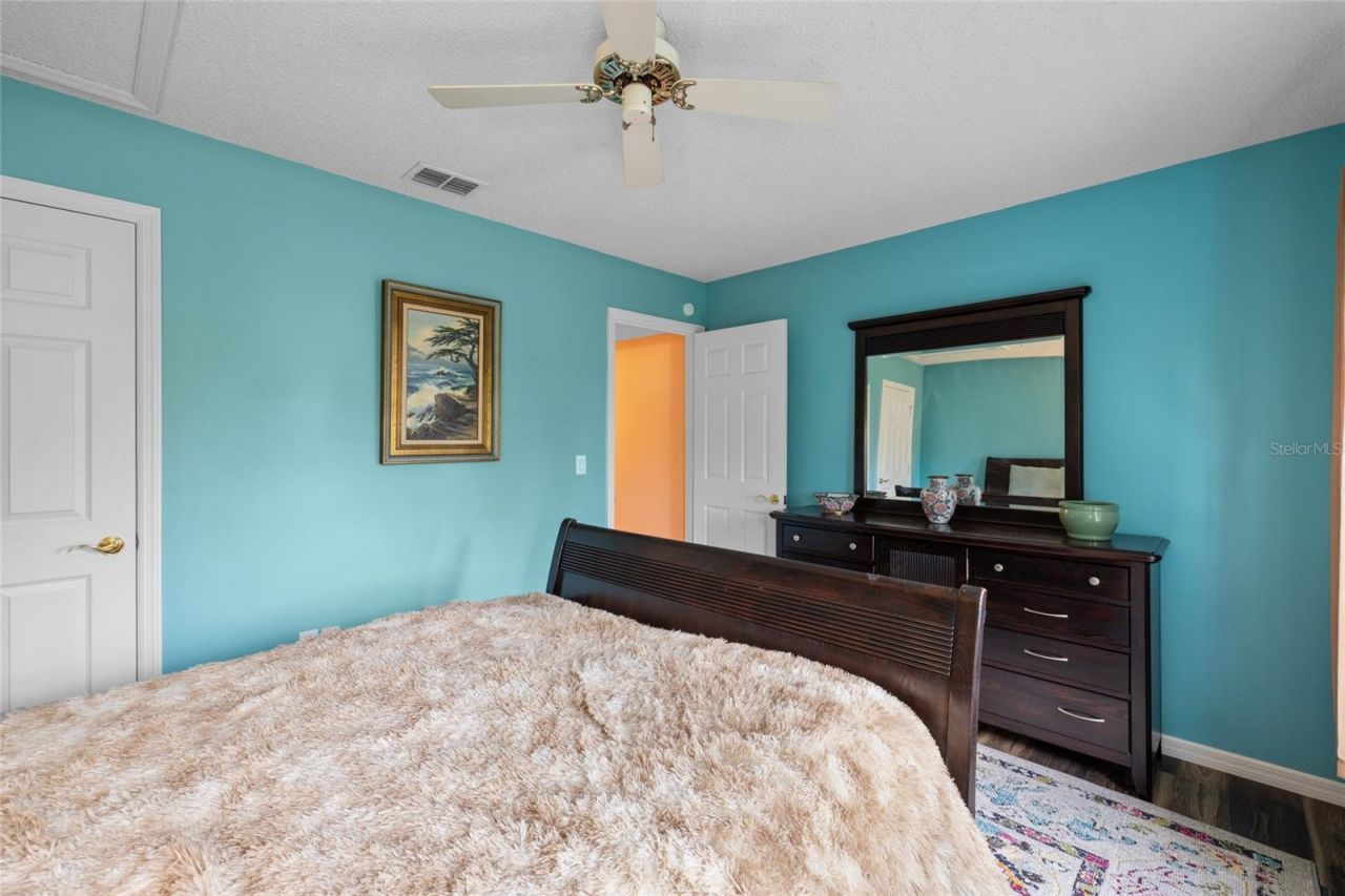 3910 77th Place E, Sarasota, FL 34243 Photo