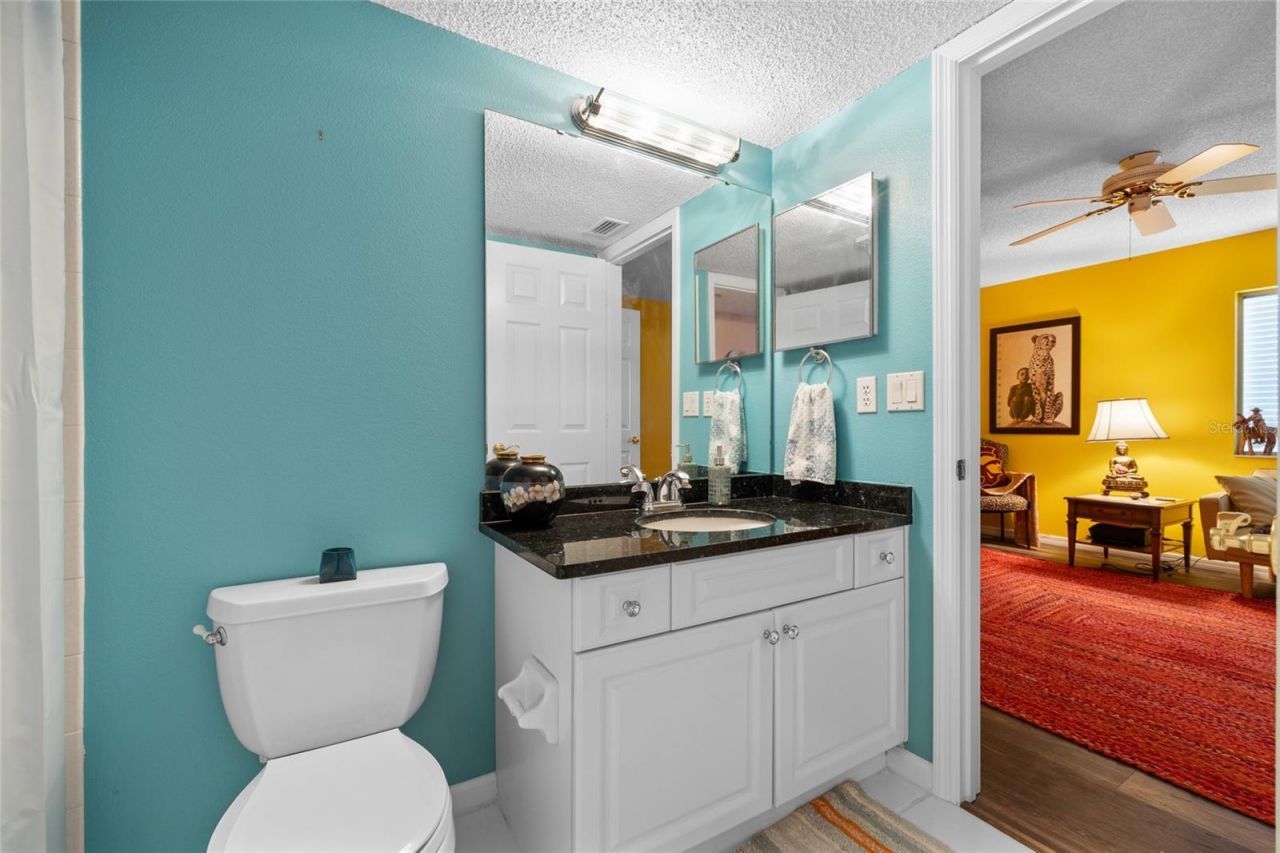 3910 77th Place E, Sarasota, FL 34243 Photo