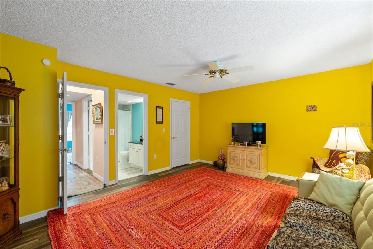 3910 77th Place E, Sarasota, FL 34243 Photo