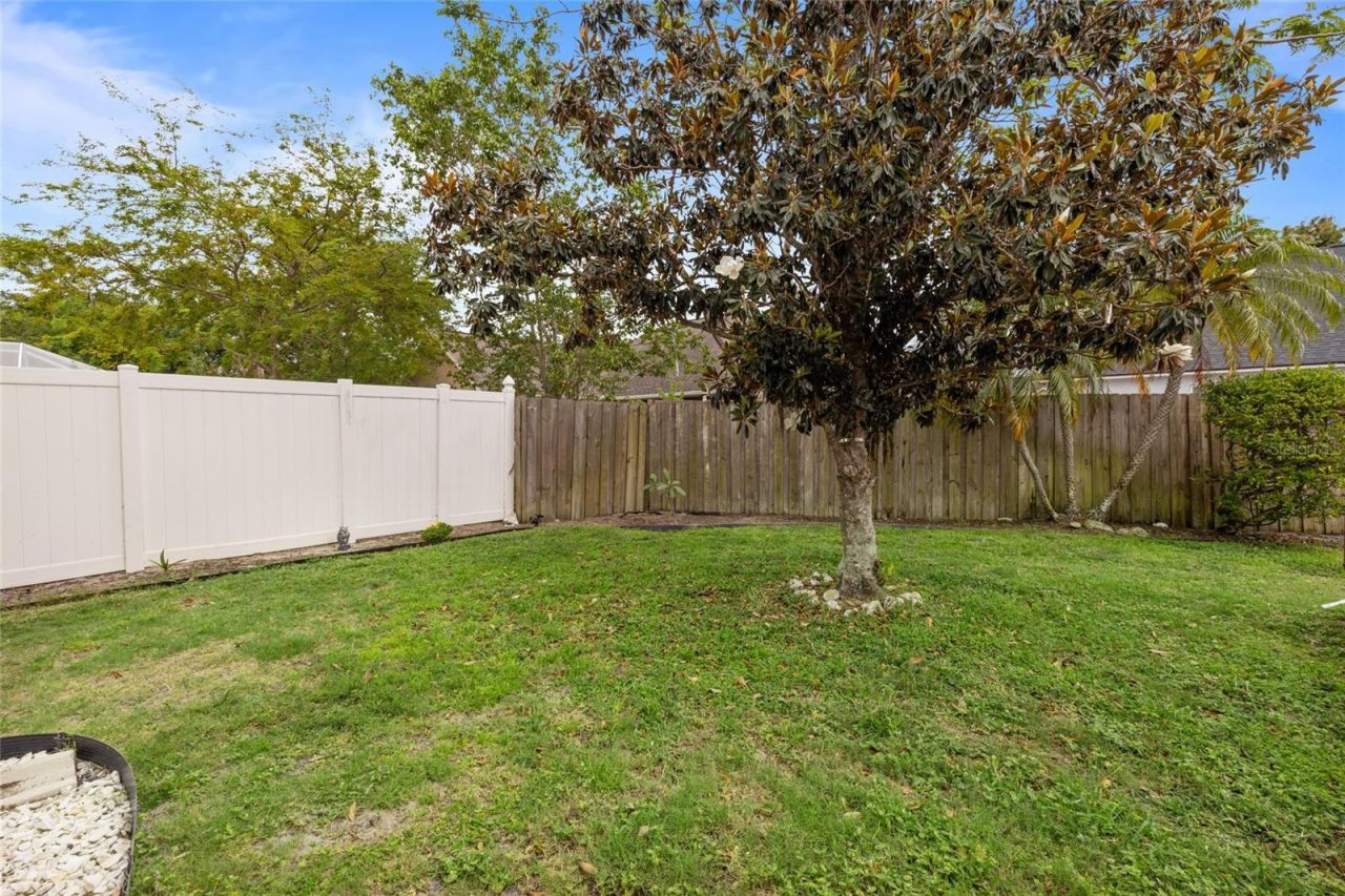 3910 77th Place E, Sarasota, FL 34243 Photo