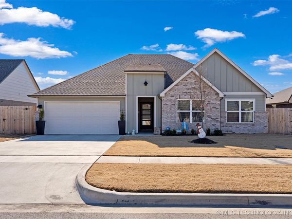 15918 E 75th Street N, Owasso, OK 74055