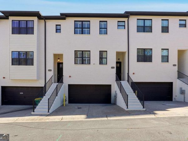 8005 Linfield Way, Atlanta, GA 30350