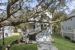 1360 Lucinda Street photo 4