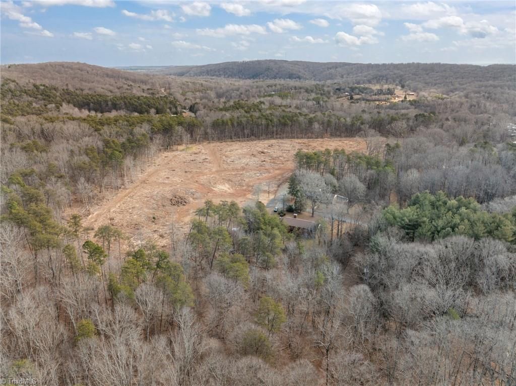 000 7th Avenue, Mayodan, NC 27027 Main Photo