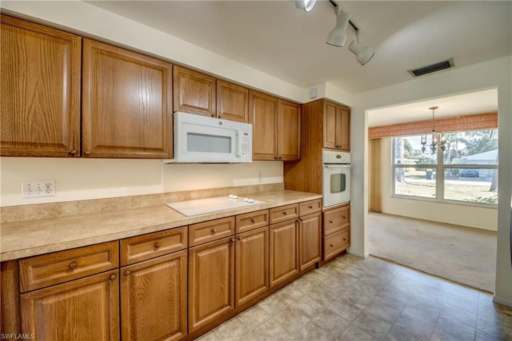 3728 Deleon St, Fort Myers, FL 33901 Photo