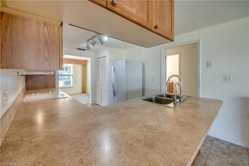 3728 Deleon St, Fort Myers, FL 33901 Photo