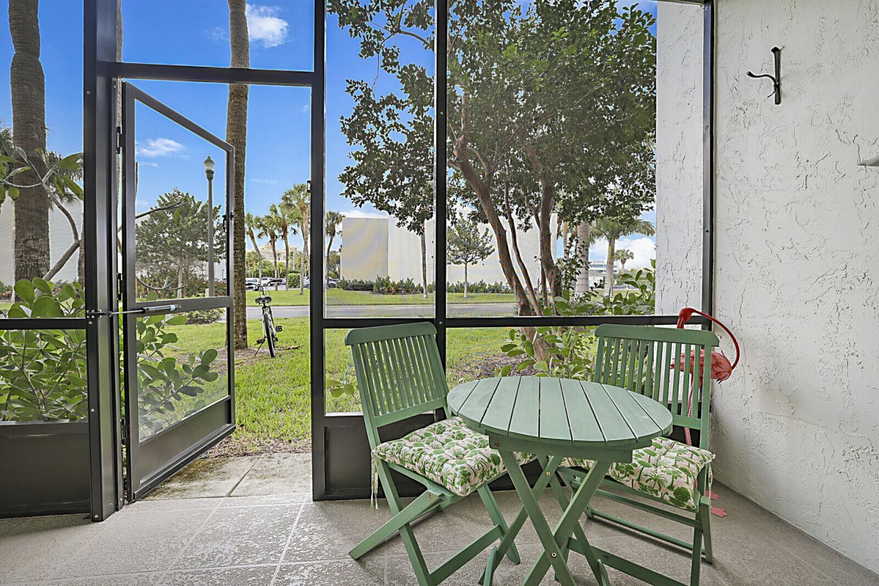 1605 S Us Highway 1, Unit V6-102, Jupiter, FL 33477 Photo