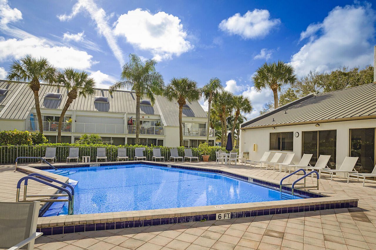 1605 S Us Highway 1, Unit V6-102, Jupiter, FL 33477 Photo