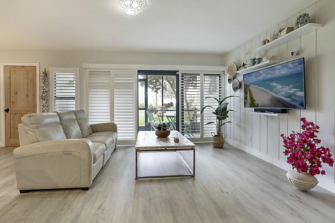 1605 S Us Highway 1, Unit V6-102, Jupiter, FL 33477 Photo