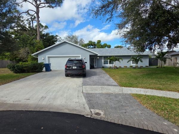 131 Puffin Court, Royal Palm Beach, FL 33411