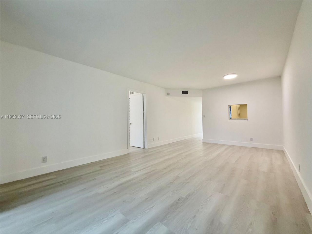 8000 Fairview Dr, Unit 203, Tamarac, FL 33321 Photo